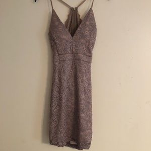 Bodycon lace dress